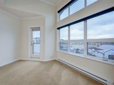 9751 FOURTH ST, Sidney, Colúmbia Britânica V8L 2Y9, CANADÁ