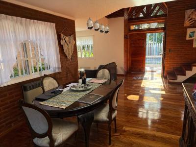 Neuquen 1100, Morón, GBA Oeste 1684, Argentina