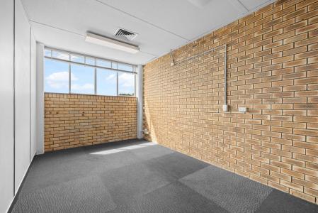 1-2/3 Violet Street, Redcliffe, QLD 4020, Australia