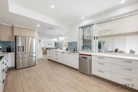 4 Bream Street, Woodgate, QLD 4660, Australia