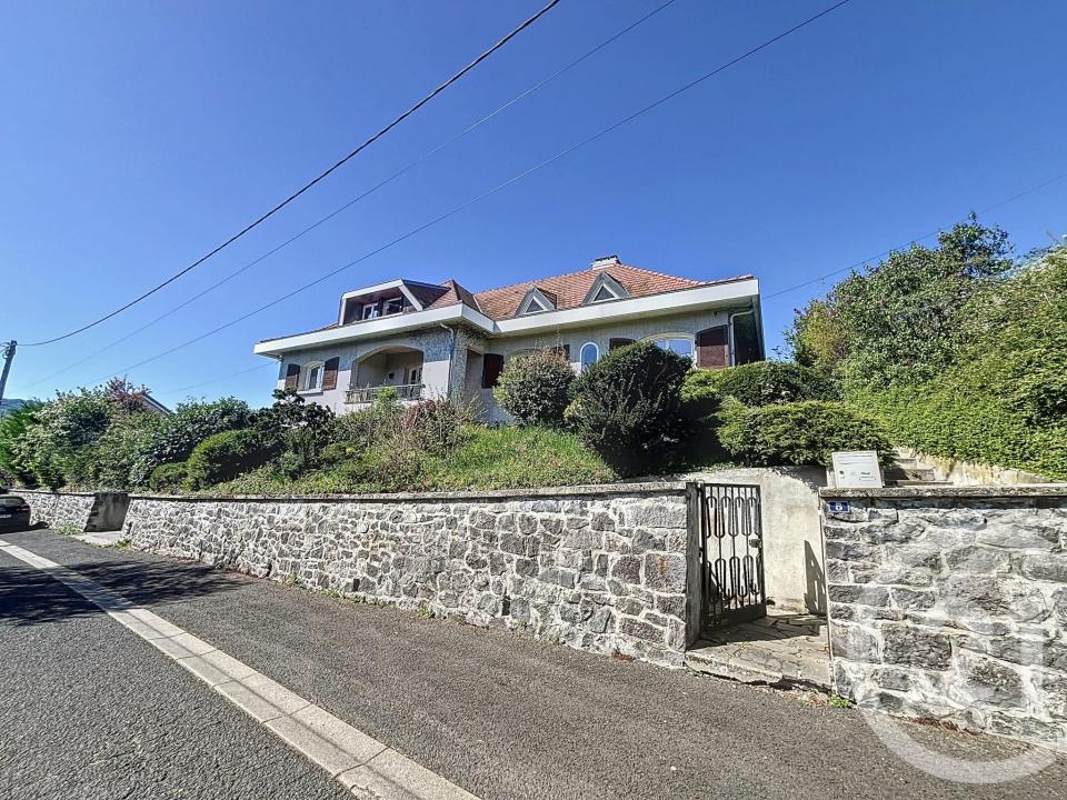 Riom, Auvergne 63200, France