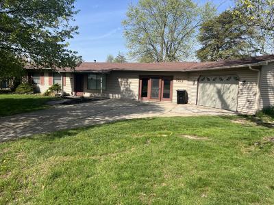 2517 Cedarwood Drive, Madison, Indiana 47250, USA