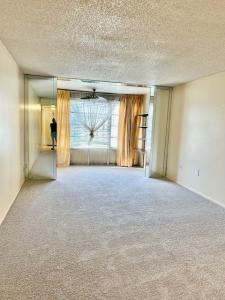 7960 Sunrise Lakes Drive N # 205, Sunrise, フロリダ 33322, アメリカ合衆国