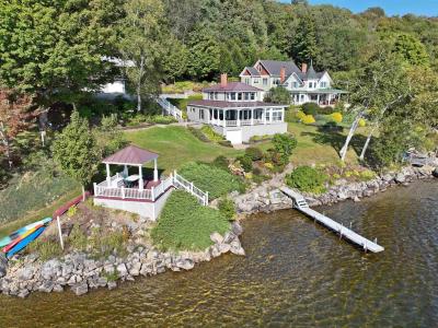 1662 Pageant Park Road, Barton, Vermont 05822, Stati Uniti