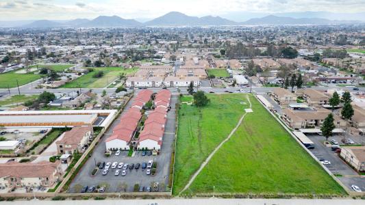 16410 Arrow Boulevard, Fontana, Калифорния 92335, Соединенные Штаты