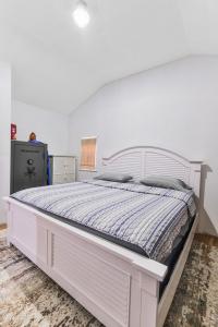 6519 W W James Anderson Hwy, Gladstone, וירג'יניה 24553, ארצות הברית של אמריקה