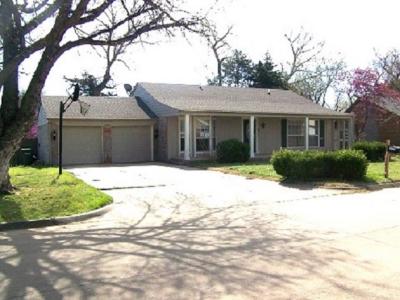 1113 Briar Creek, Enid, Oklahoma 73703, USA