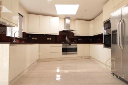 Thurleston Avenue, MORDEN, United Kingdom