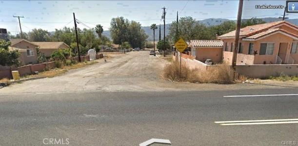 1 Morton Avenue, Lake Elsinore, Kalifornia 92530, USA
