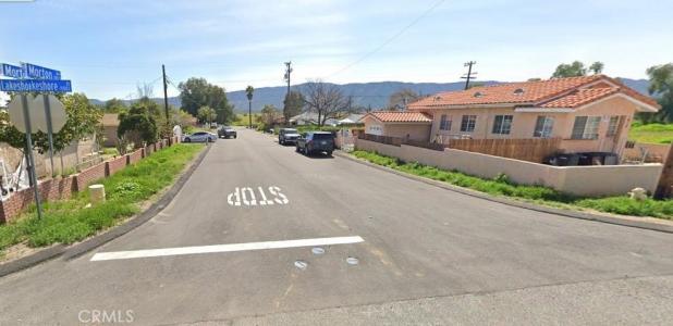 1 Morton Avenue, Lake Elsinore, Kalifornia 92530, USA