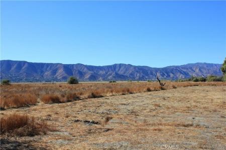 1 Morton Avenue, Lake Elsinore, Kalifornia 92530, USA
