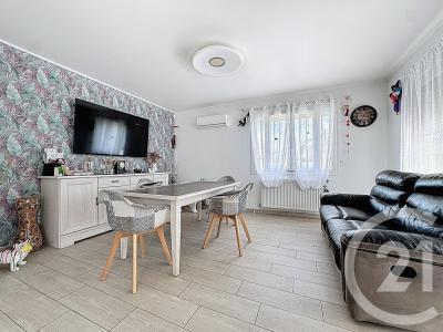 Montfermeil, Île-de-France 93370, アキタン