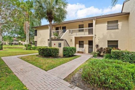 3185 Carambola Circle S # 2393, Coconut Creek, Floride 33066, États-Unis