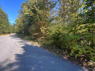 12 Booth Street, Farmville, Virginia 23901, USA