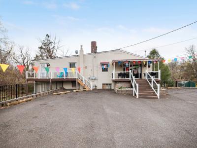 1463 Limeport Pike, Lower Milford Twp, Pennsylvania 18036, USA