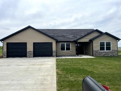 201 East Larkspur Court, Hannibal, Missouri 63401, USA