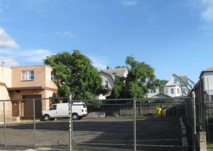 38 Plauderville Ave, Garfield, Nova Jersey 07026, Estados Unidos