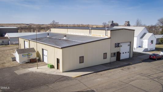 31 Main Street, Golden Valley, ND 58541, USA