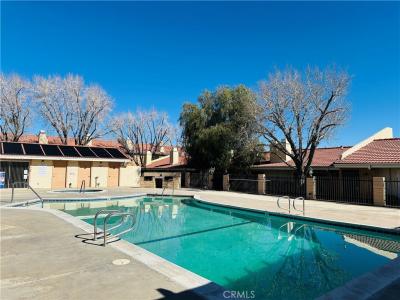 16465 Green Tree Boulevard , 10, Victorville, קליפורניה 92395, ארצות הברית של אמריקה
