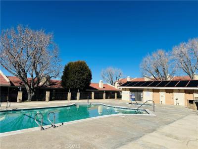 16465 Green Tree Boulevard , 10, Victorville, קליפורניה 92395, ארצות הברית של אמריקה