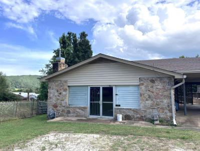 1112 Maple Drive, Mountain View, Arkansas 72560, HOA KỲ