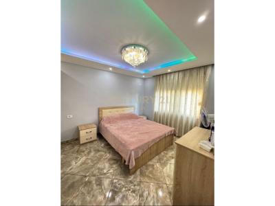 Allias, Tirana, אלבניה 