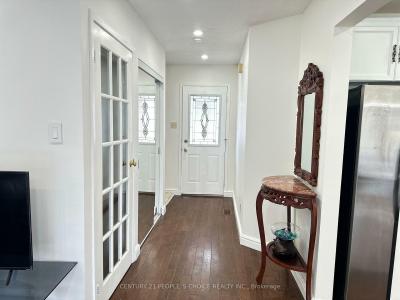 152 OBSERVATORY LANE, Richmond Hill, Ontario L4C 8K8, CANADÁ