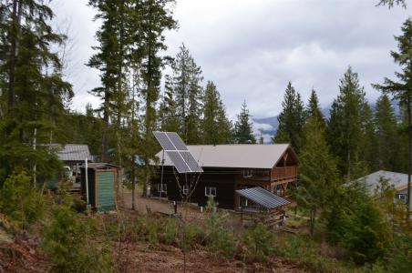 8800 SEYMOUR ARM MAIN ROAD, Seymour Arm, British Columbia V0E 1M0, Canada