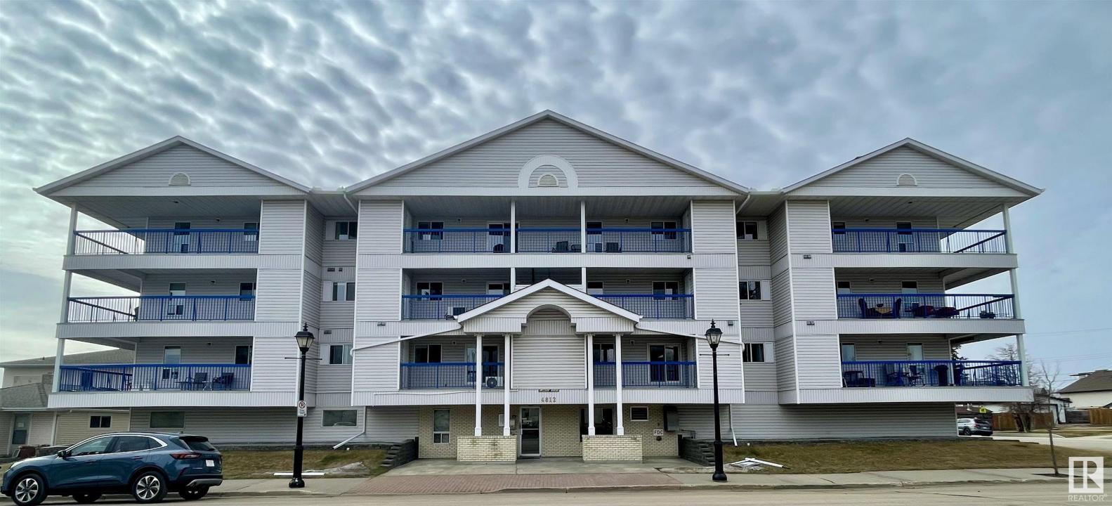 4812 51 AVENUE, Stony Plain, アルバータ T7Z 1P7, カナダ