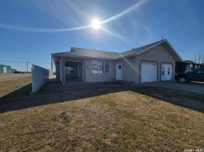 5040 MIRROR DRIVE, Macklin, Saskatchewan S0L 2C0, Canada