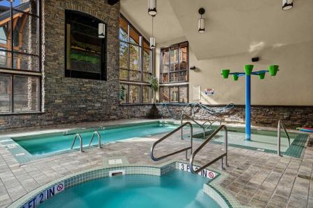 101A STEWART CREEK LANDING, Canmore, Alberta T1W 0E3, Canada