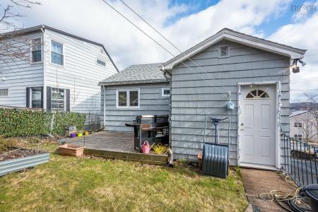 3668 LYNCH STREET, Halifax, Nova Scotia B3K 3L2, Canada