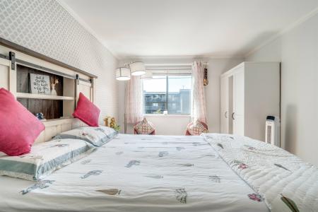 327 NINTH STREET, New Westminster, 不列颠哥伦比亚省 V3M 3V8, 加拿大