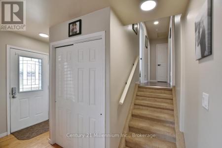 112258 GREY ROAD 14, Southgate, Ontario N0C 1B0, Kanada
