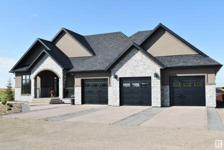58122 RR 90, Rural St. Paul County, Alberta T0A 3A0, Canada