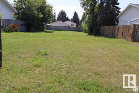 4517 47 AVE, Wetaskiwin, Alberta T9A 0J1, Canada