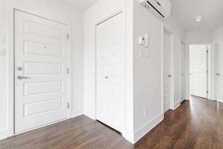 16641 Boul. Pierrefonds, Montréal (L'Île-Bizard/Sainte-Geneviève), Quebec H9H 5L8, Canadá