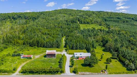 886  Rg Notre-Dame-des-Champs, Pohénégamook, Québec G0L 1J1, Canada