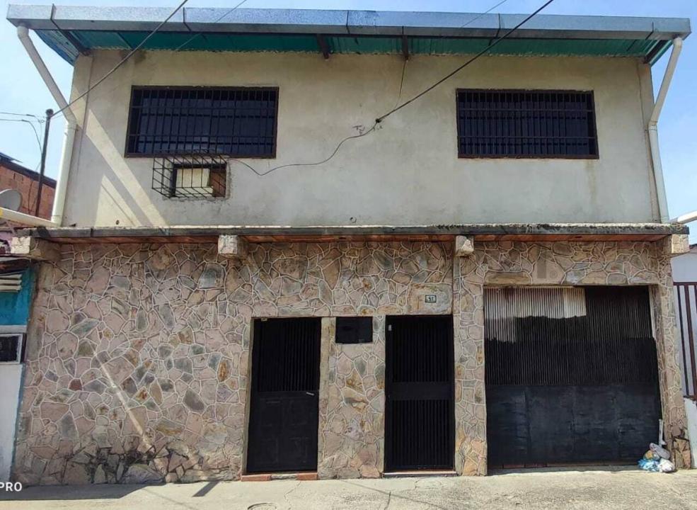 4ta Avenida sector 23 de Enero Sur 51, Maracay, Aragua 2103, ベネズエラ