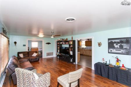 1029 SUNSET LANE, Wichita Falls, Texas 76306, USA