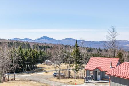 195 Curtis Road, Morgan, Vermont 05853, USA