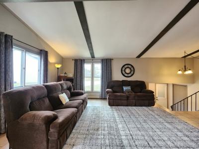 15257 Thoburn Ave, Clear Lake, Iowa 50428, USA