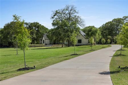 10121 St John Drive, Iola, Texas 77861, USA