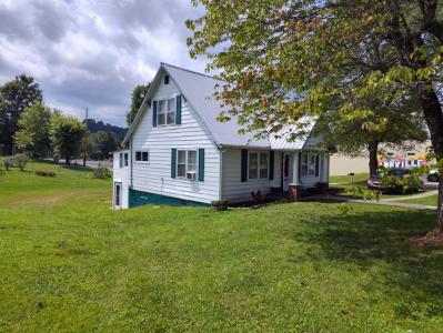 4063 3630 Hwy, Annville, Kentucky 40402, USA