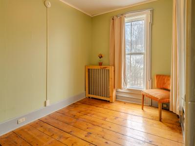 197 York Street, Poultney, Vermont 05764, USA