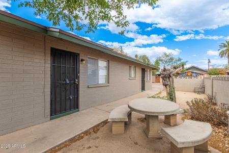 7153 N 57TH Drive 3, Glendale, 亚利桑纳州 85301, 美国