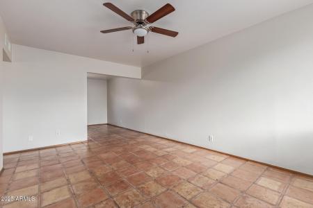 7153 N 57TH Drive 3, Glendale, 亚利桑纳州 85301, 美国