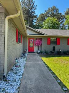 903 N Cypress Street, Carthage, Texas 75633