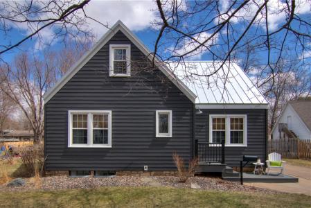 214 SE 13th Street, Menomonie, Wisconsin 54751
