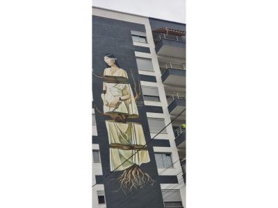 Kamez Qender, Tirana, Albania